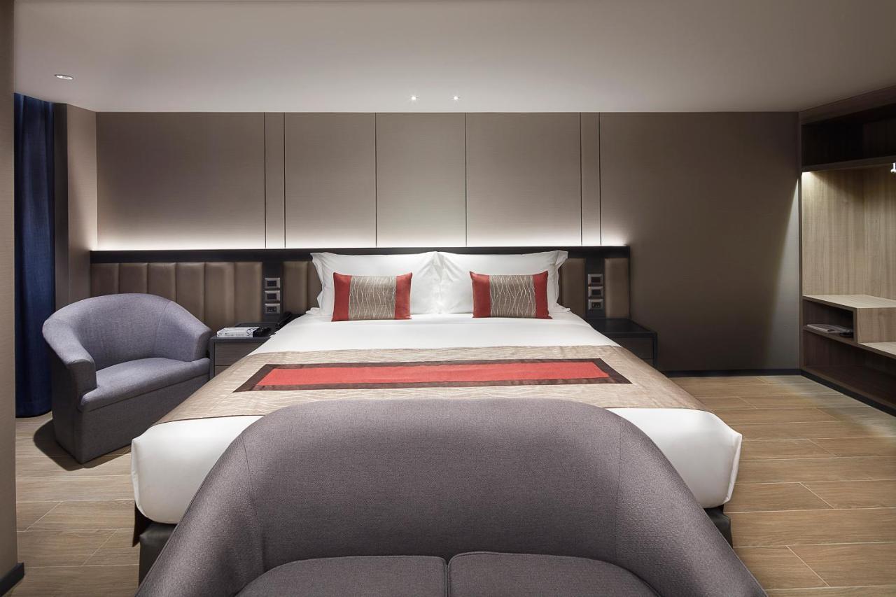 Grace At Five By Grace Hotel Бангкок Екстер'єр фото